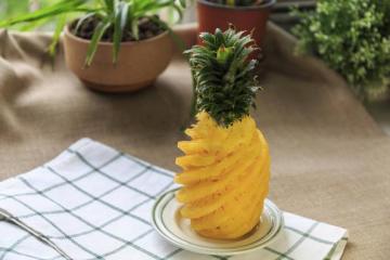 一天吃一整个菠萝会长胖吗